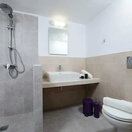 Hébergement de vacances A Unique 3-4 Bedrooms House In Old Town Rhodes City