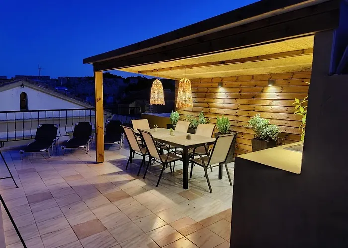 A Unique 3-4 Bedrooms House In Old Town Prázdninový dům Rhodes City