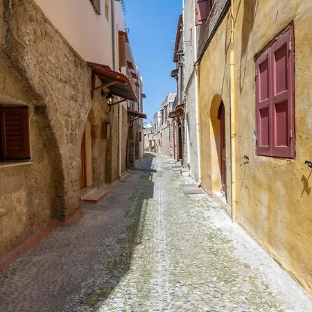 別荘 A Unique 3-4 Bedrooms House In Old Town *