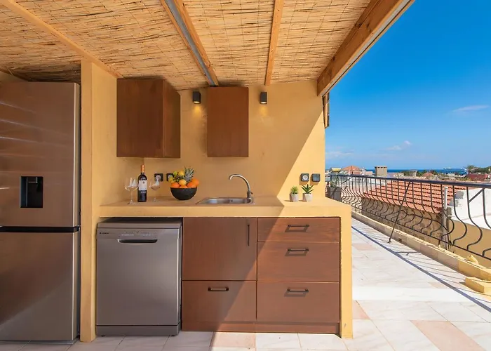 A Unique 3-4 Bedrooms House In Old Town * Rhodes City