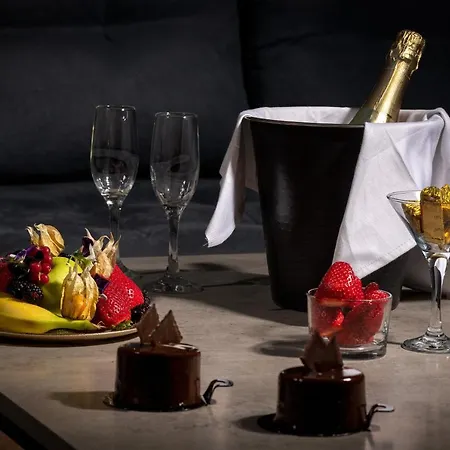 A Unique 3-4 Bedrooms House In Old Town Rhodes City