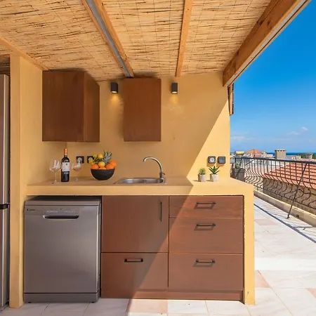 A Unique 3-4 Bedrooms House In Old Town * Rhodes City