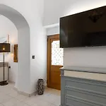 Hébergement de vacances A Unique 3-4 Bedrooms House In Old Town Rhodes City