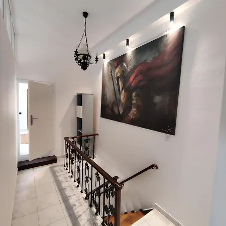 A Unique 3-4 Bedrooms House In Old Town עיר רודוס