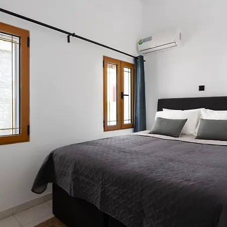 Semesterbostad A Unique 3-4 Bedrooms House In Old Town Rhodes City